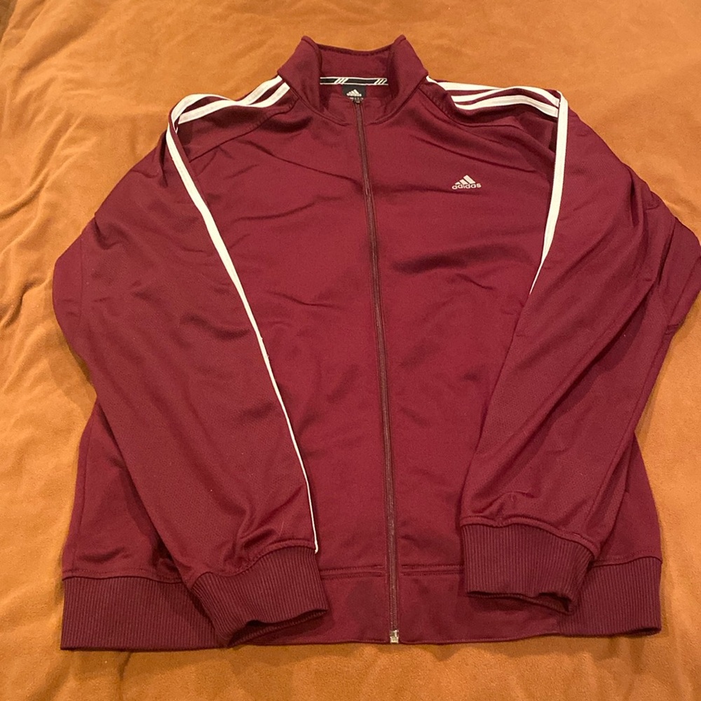 Adidas jacket size XL. Maroon. TRACK JACKET.